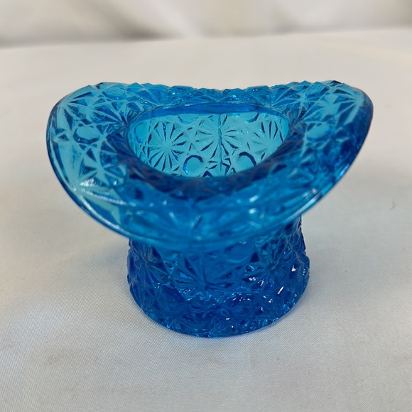 Vtg Fenton Glass Aqua Blue Fancy Cut Glass Top Hat Toothpick/Votive/Matches - Picture 9 of 13
